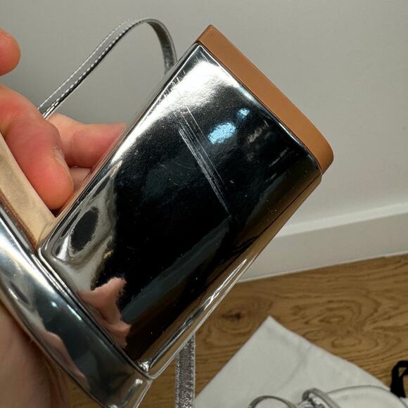 BRAND NEW Larroudé Gio Sandal In Silver Metalic Specchio Block Heel, Size 8 - Picture 9 of 11